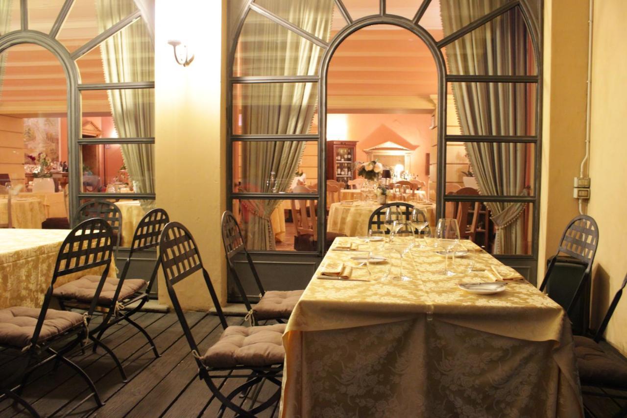 Hotel Colonne Varese Exterior foto