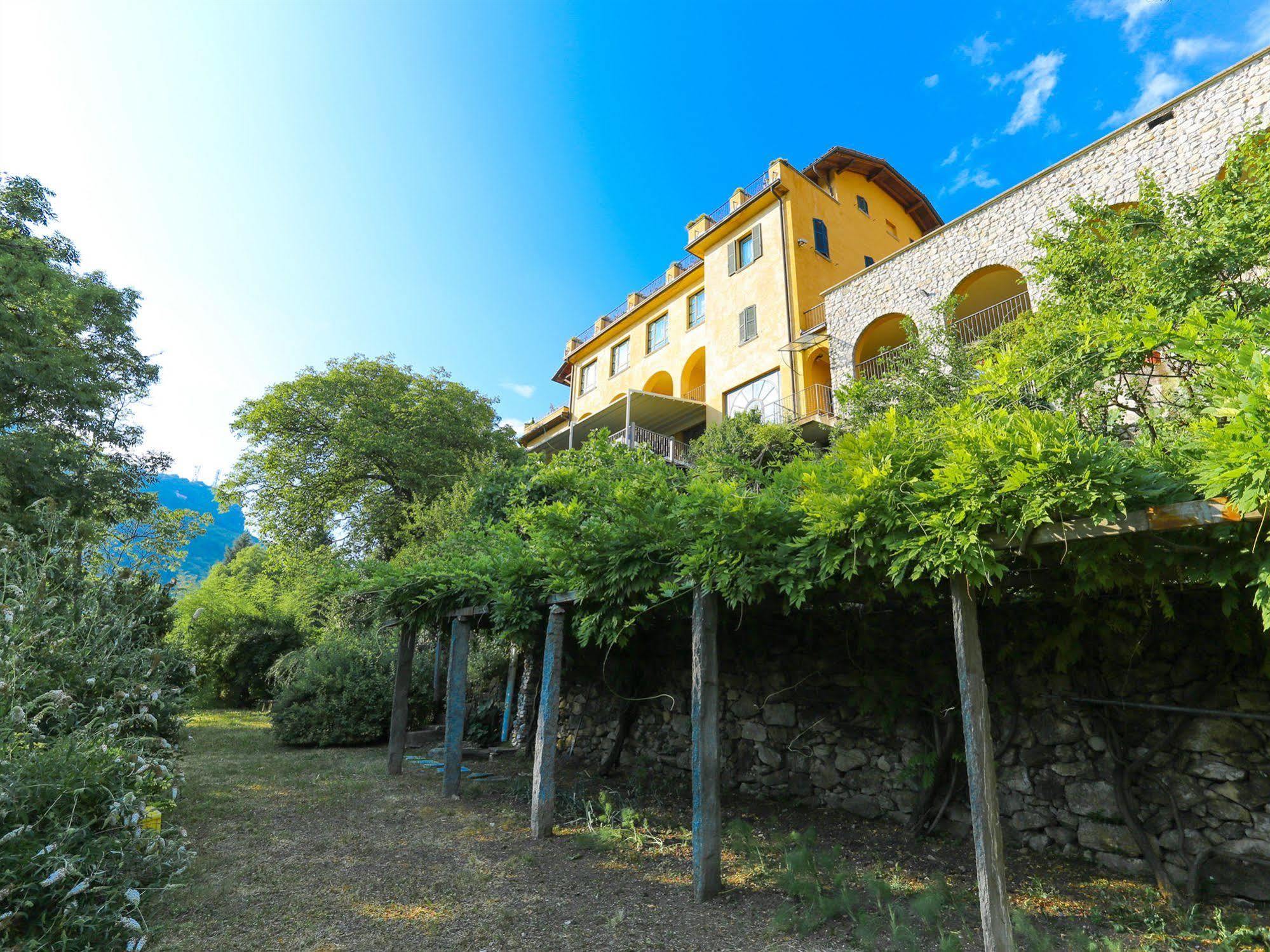 Hotel Colonne Varese Exterior foto